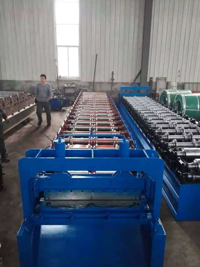 820-type angle purlin roll forming machine